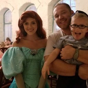 Meet your Posher, James